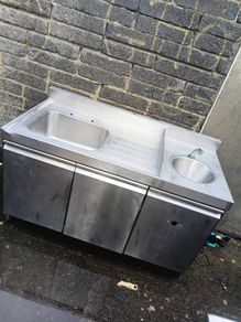 Stainless steel sink