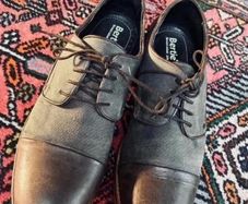 Bertie Mens Size 43