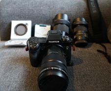 Fujifilm X-H2 Complete Kit  XF 18-120mm + Sigma 23mm F1.4 + Sigma 18-50mm F2.8