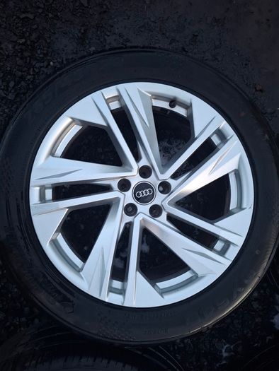 20" Genuine Audi Q7 S Line Alloys with tyres
