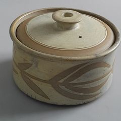 CASSEROLE POT - Tom Agnew -  Vintage - Stoneware