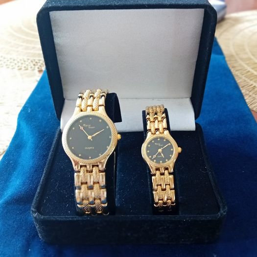 Set of watches
