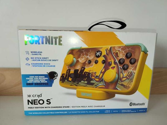 Switch Fortnite Wireless Controller  Charging Dock Brand New