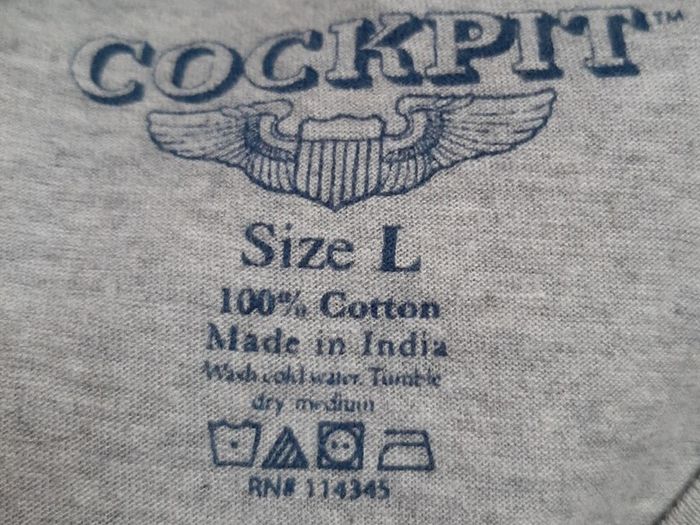 new tee shirt 100% cotton USA short sleeves