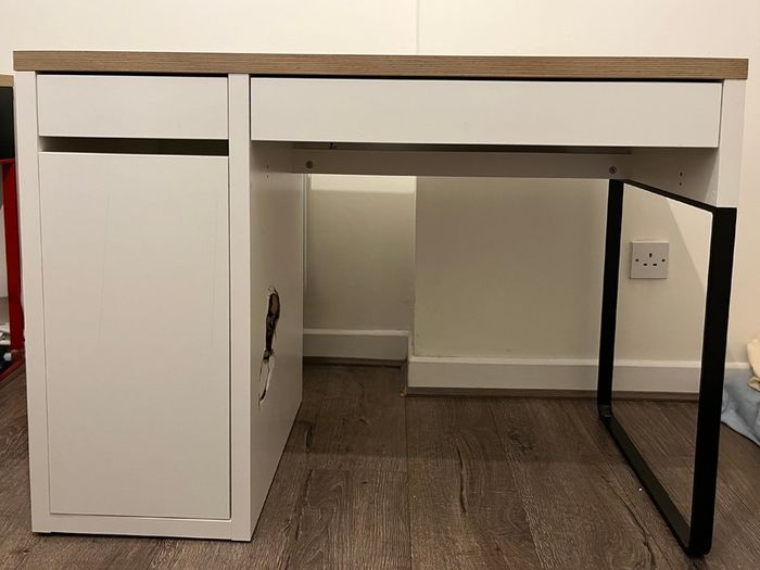 Ikea Micke Desk White 105x50