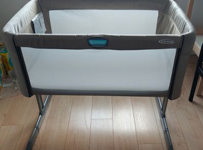 Graco baby crib