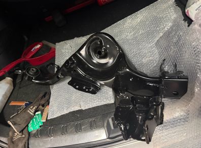 Qashqai J10 rear left control arm