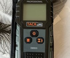 Tacklife DMS03 wall scanner