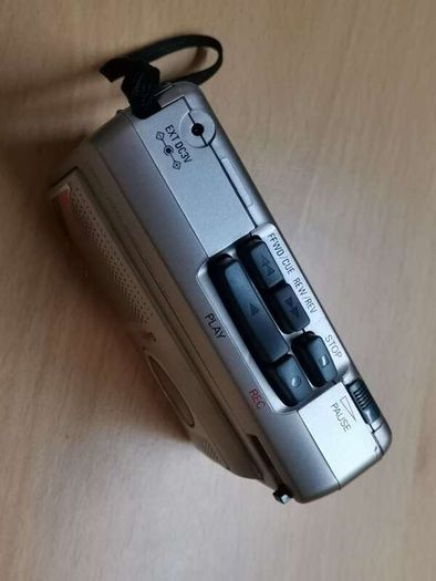 Sanyo TRC-1148 Cassette Player Walkman Recorder