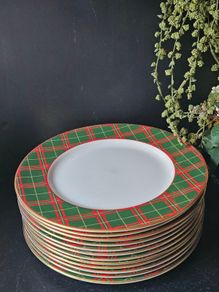 VINTAGE Royal Doulton - Tartan - 12 Dinner Plates