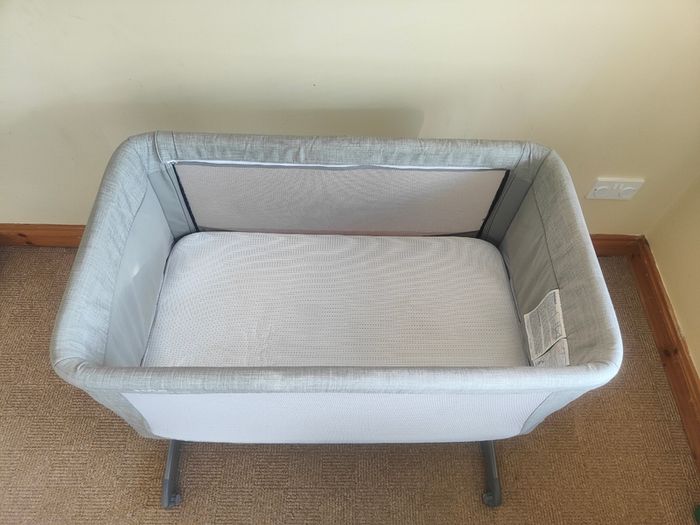 Baby Bundle: Maxi-Cosi, ISOFIX Base ,Joie Crib, Changing Table