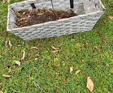 Flower planter basket