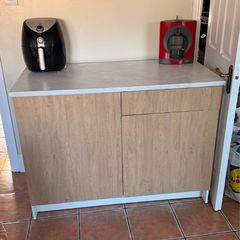 Kitchen cabinets