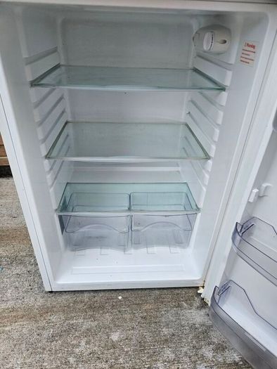 whirlpool undercounter fridge