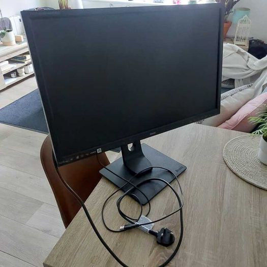 Moving sale - iiyama ProLite 24'' Inch Monitor Full HD, LED Black
