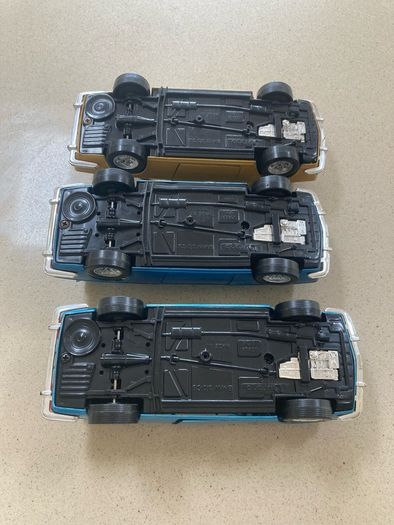 BMW 3.0 CS scale 1/24 lot of three Burago