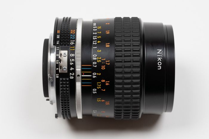 Nikon Ai-s Micro NIKKOR 55mm f/2.8 MF Macro Lens [near Mint]