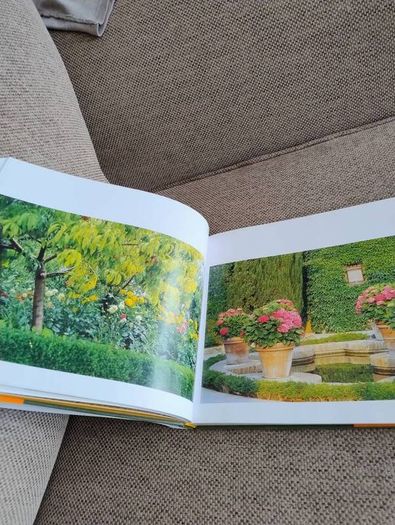 Mirrors of Paradise the Gardens of Fernando Caruncho by Guy Cooper and Gordon Taylor 2000 first edition hardback with dustcover in very good condition FREE STANDARD POSTAGE INCLUDED