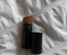 Bare minerals make up brush for mineral powder foundation