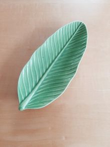 Leaf trinket dish