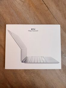 iPad Pro 13-inch Magic Keyboard