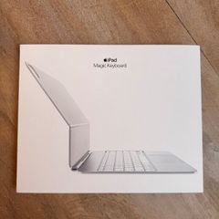 iPad Pro 13-inch Magic Keyboard