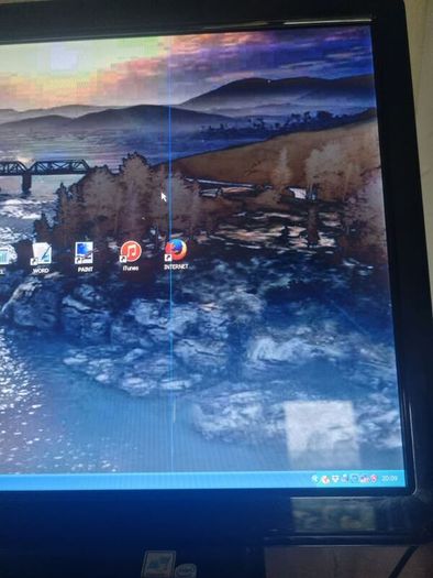Advent AIO-1O0 all-in-one desktop computer Windows XP