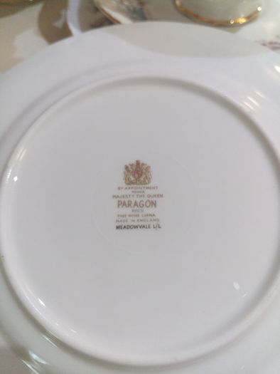 Vintage 21 pieces Tea Set Paragon Meadowvale Bone China