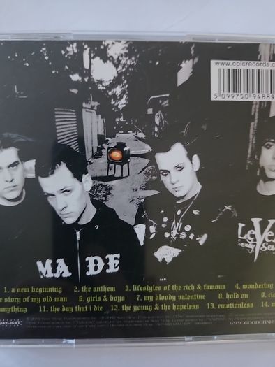 Good Charlotte - Young and the Hopeless.