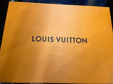 Louis Vuitton Gift Box Presentation Case Magnetic Closure