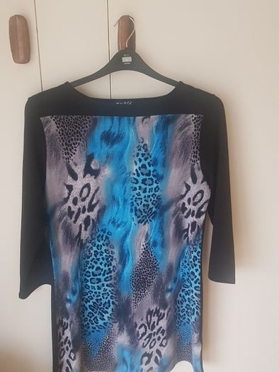 Long Straight Top Size 14