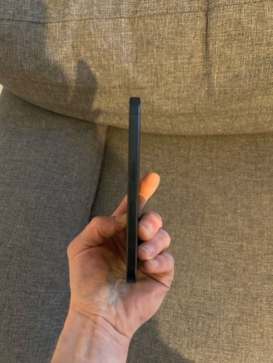 iPhone 15 pro blue titanium 128gb unlocked, battery percentage 93%