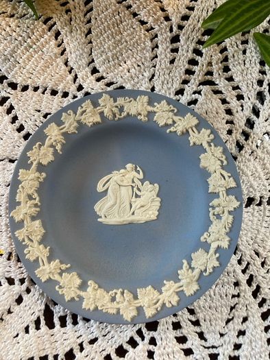 Wedgwood Jasperware 4 small plates