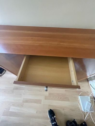 Side board