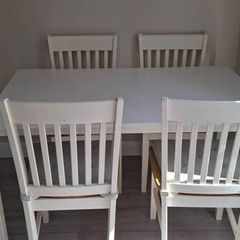 Dining Table + 4 Chairs