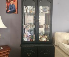 Two black cabinets 100 euro each or two for 160 euro