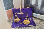 Vintage jewellers scales, complete with weights and tweezers in lovely velvet box