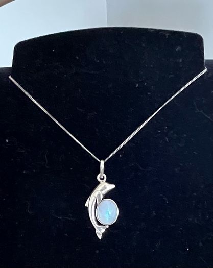 sterling silver dolphin necklace