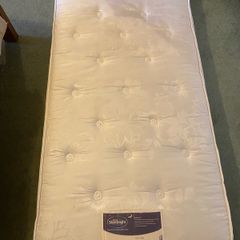 Single mattress