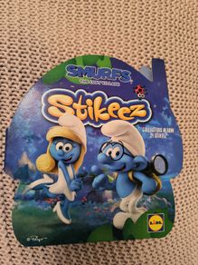 Stikeez Smurfs The Lost Village