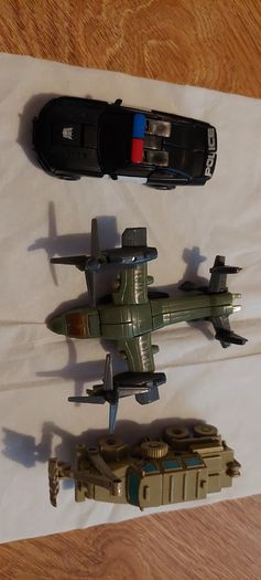 Transformers / toys