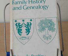 Bibliography of Irish Family History and Genealogy by Brian de Breffny 1974 h/b d/j 1st ed. Irish Ancestry research FREEPOST