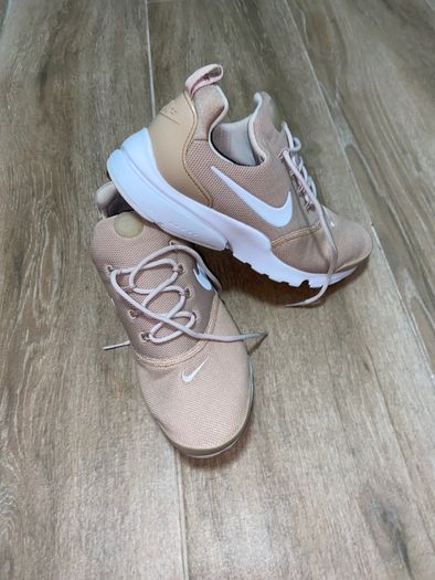 Nike Presto (uk 5)