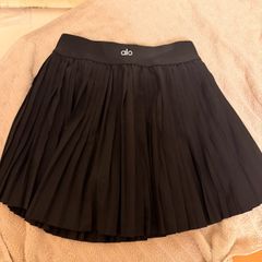 Alo black skirt