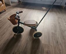 Banwood Green Trike. Barely used, stored and used inside.