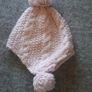 Girls snug winter hat Image 3