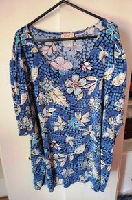 Plus size tops and T Shirts size 18 - 22