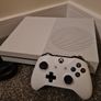 Xbox One S 500GB Image 3