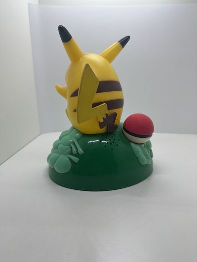 pikachu vintage figure 1999
