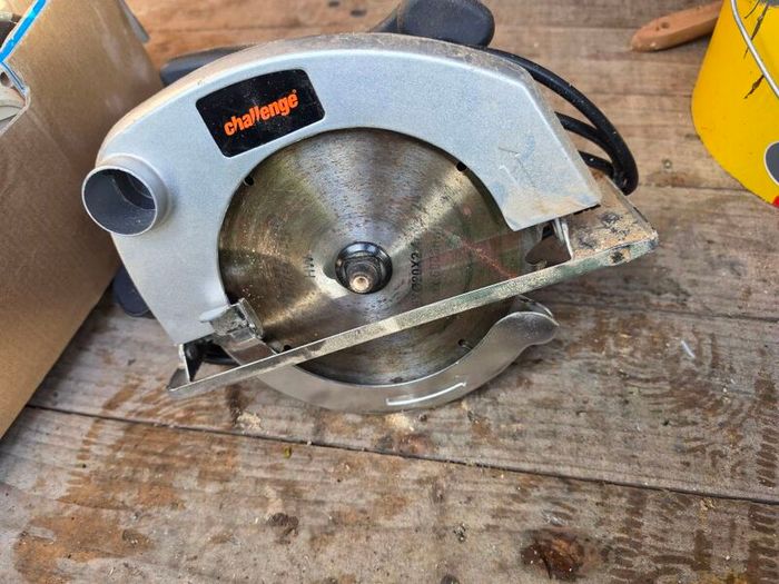 circular saw